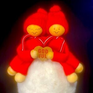 Vintage Scandinavian Ljungstrums Sweden
Happy Couple GOD JUL